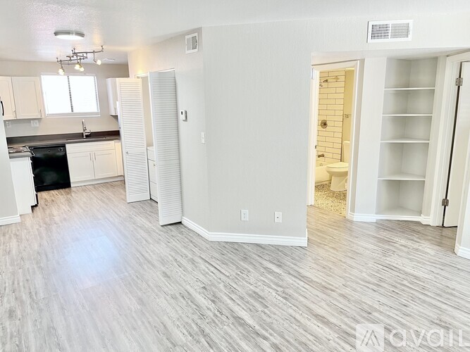 3208 E Flower St, Unit 102 Rental photo 3